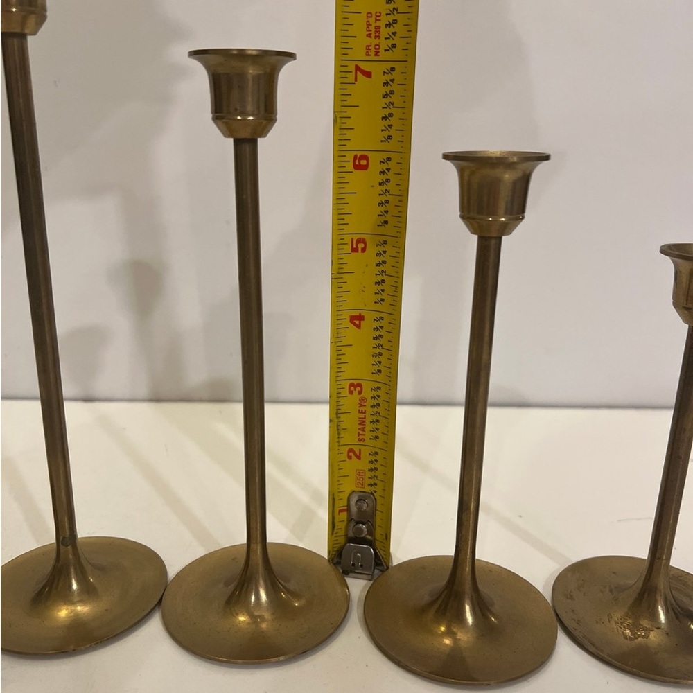 Elegant Brass Candle Holder Set - Picture 4 of 6